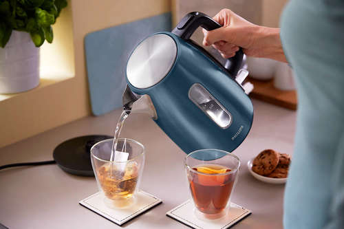 Чайник Philips HD9358/11 (синий металлик)